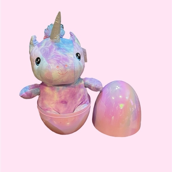 E032 NWT RAINBOW UNICORN HATCHLING - Picture 2 of 3